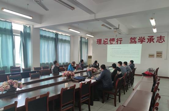 公司开展2019级研究生中期考核工作